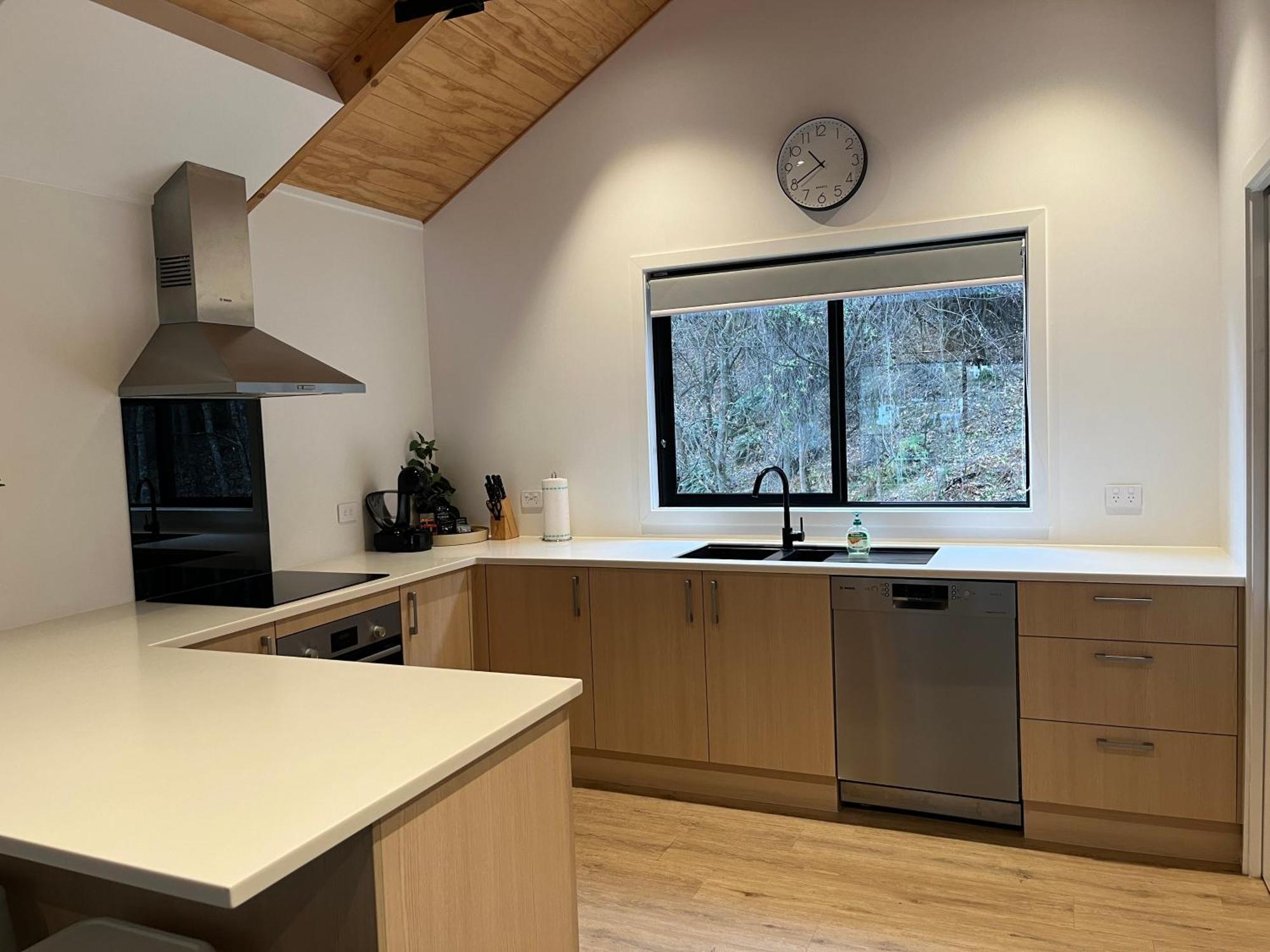 Queenstown Central - Walk To Town - Free Parking - Wifi And Smart Tv - Gym 外观 照片